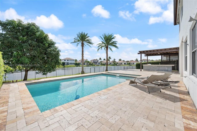 5 of 52 - 8320 Nw 30th St, Cooper City, FL