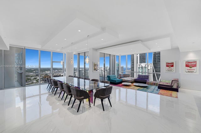 1 of 37 - 851 Ne 1st Ave 4401/4402, Miami, FL