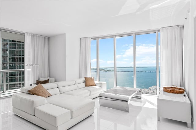 3 of 57 - 485 Brickell Ave 4410, Miami, FL