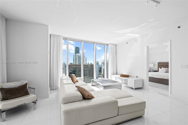 4 of 57 - 485 Brickell Ave 4410, Miami, FL