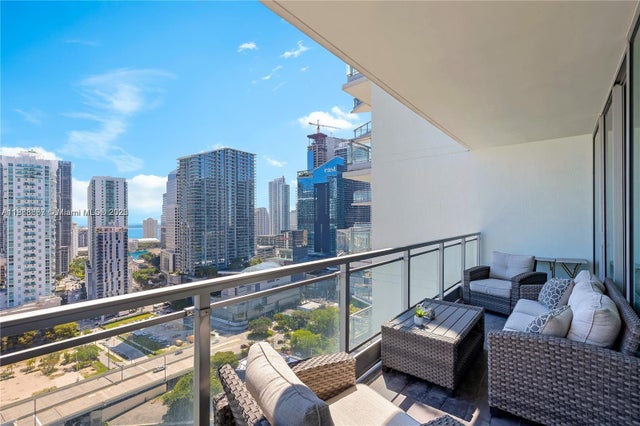 2 of 18 - 92 Sw 3rd St 3012, Miami, FL