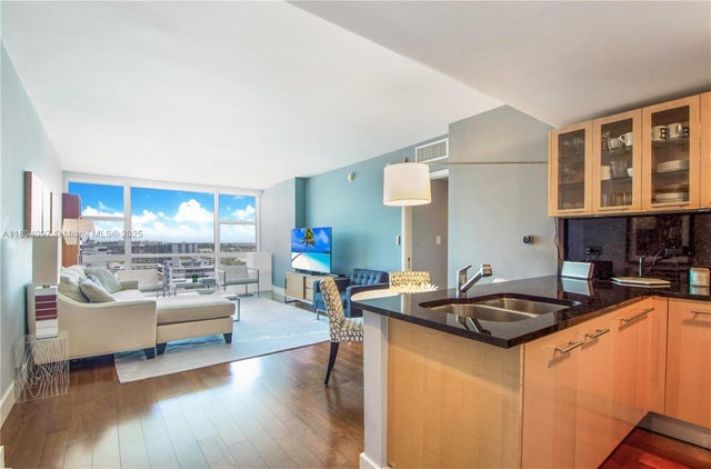 2 of 27 - 6801 Collins Ave 1101, Miami Beach, FL