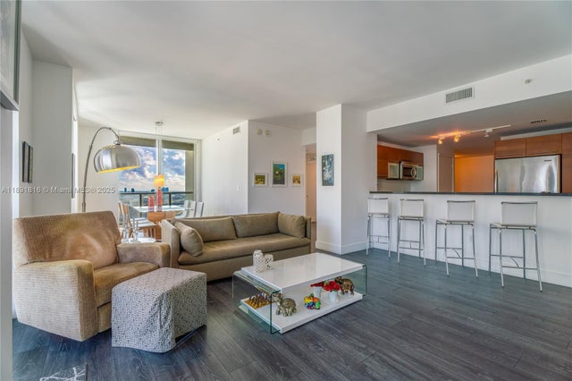 4 of 29 - 253 Ne 2nd St 3203, Miami, FL
