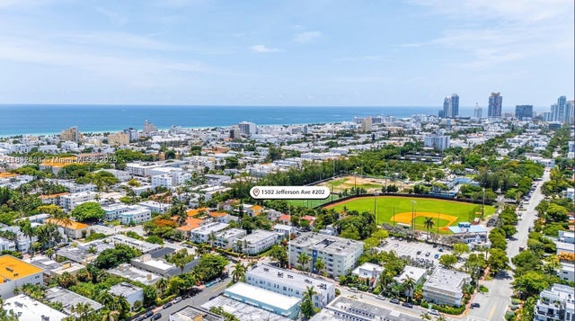 4 of 21 - 1502 Jefferson Ave 202, Miami Beach, FL