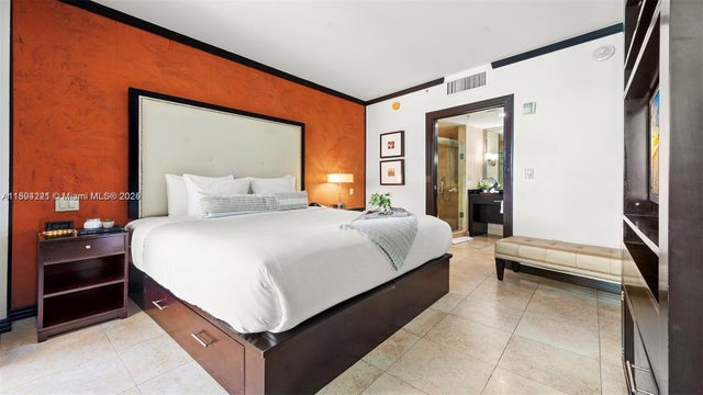 4 of 21 - 1437 Collins Ave 327, Miami Beach, FL