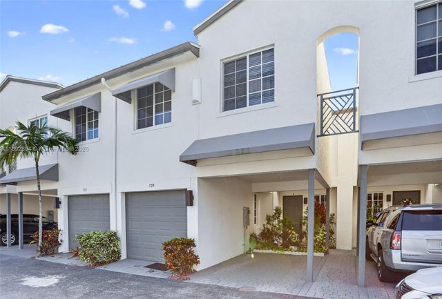 1 of 22 - 728 Se 2nd St, Pompano Beach, FL