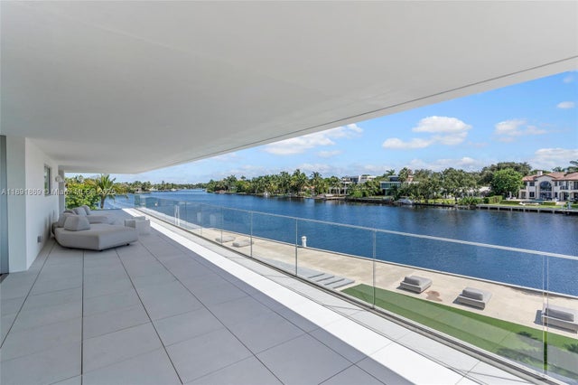 5 of 79 - 2131 Ne 15th St, Fort Lauderdale, FL