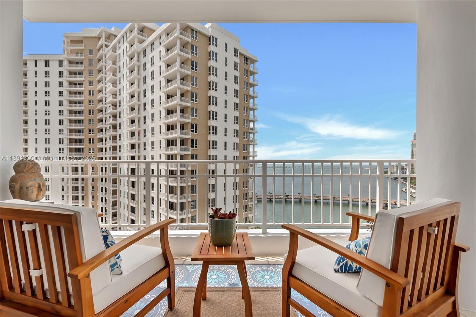 Photo of Listing #A11894330