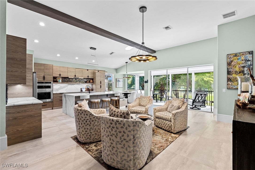 Photo of Listing #225074183