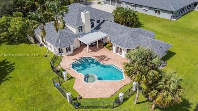 5 of 59 - 3200 Sw 135th Ter, Davie, FL