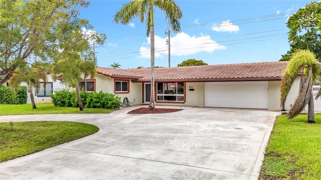 2 of 74 - 5511 Ne 18th Ter, Fort Lauderdale, FL
