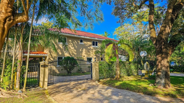 1 of 26 - 1543 Dorado Ave, Coral Gables, FL
