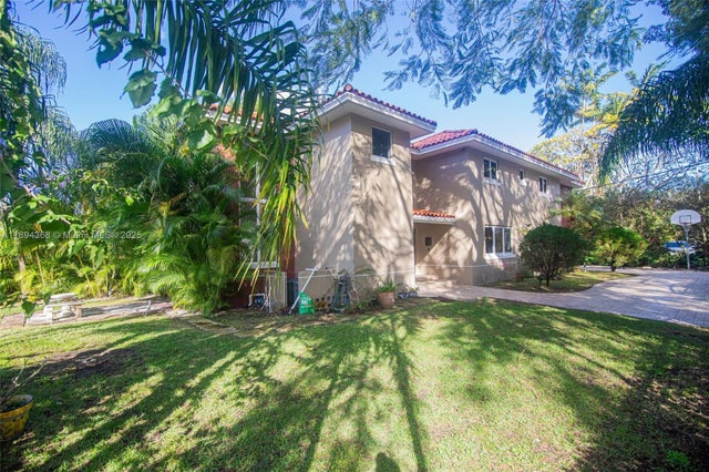 3 of 26 - 1543 Dorado Ave, Coral Gables, FL