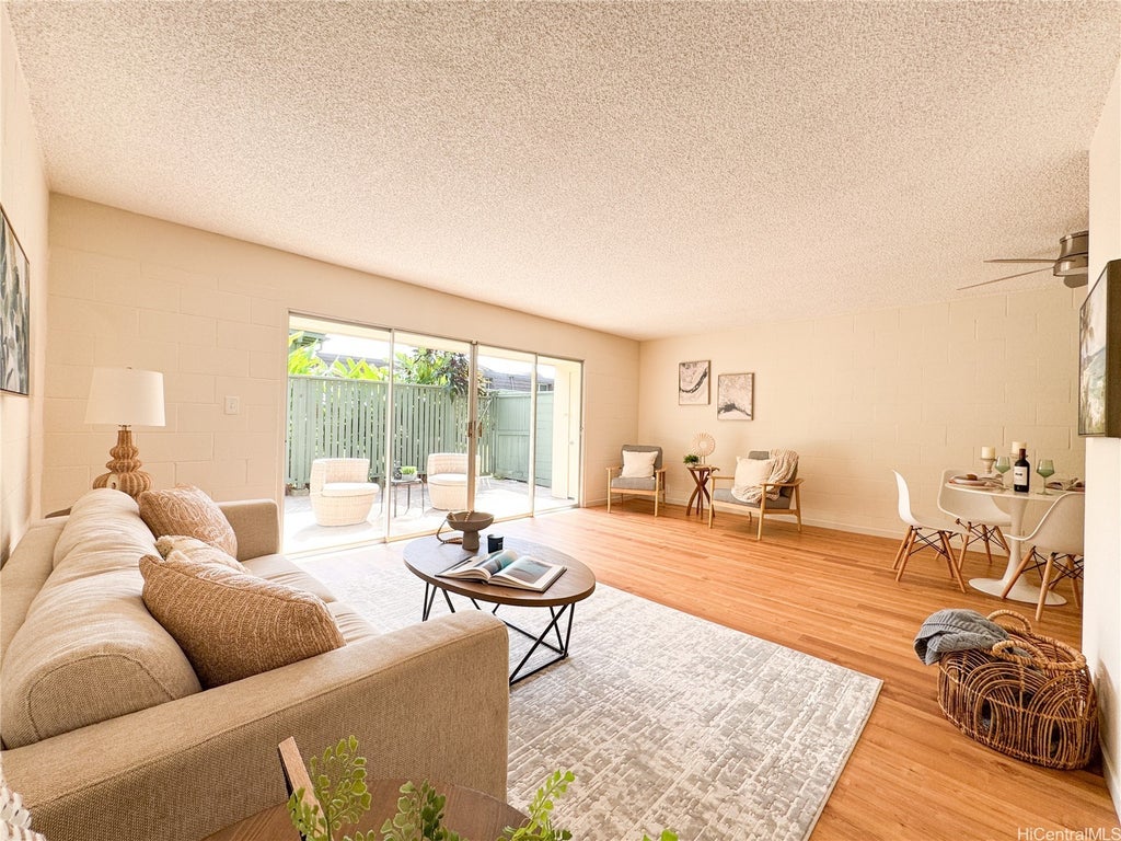 (unit #i-3) 98-263 Kaonohi Street, Aiea