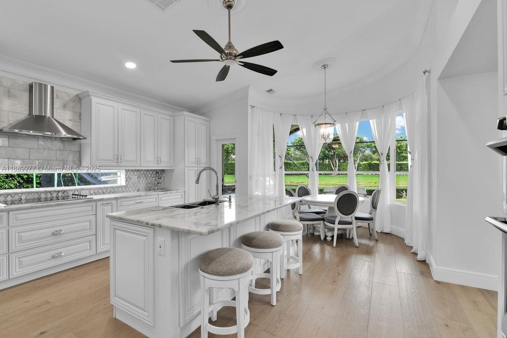 6622 Newport Lake Cir, Boca Raton