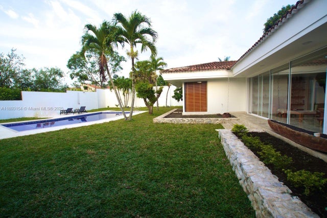 2 of 20 - Cra 107 # 15-20 - Esquina Ciudad Jardin, Cali Colombia, Cali, CO