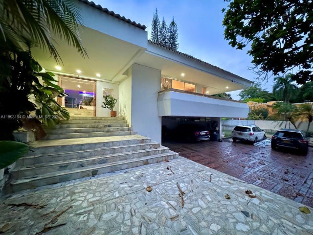 5 of 20 - Cra 107 # 15-20 - Esquina Ciudad Jardin, Cali Colombia, Cali, CO