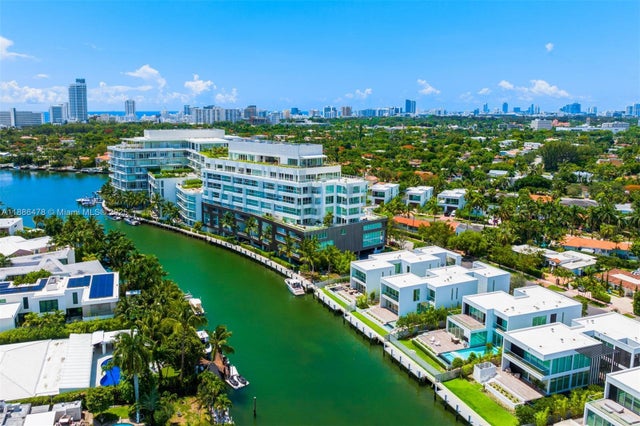 2 of 64 - 1011 W 48th St 8, Miami Beach, FL