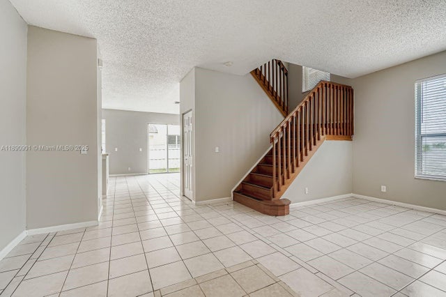 4 of 28 - 2015 Sw 159th Ave, Miramar, FL