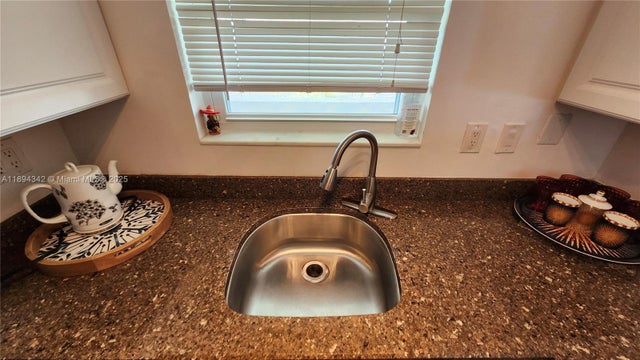 5 of 35 - 20 Se 13th St C4, Boca Raton, FL