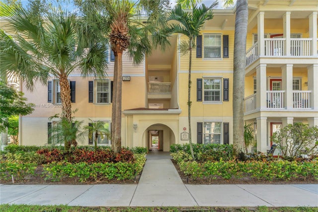 2 of 26 - 275 Murcia Dr 104, Jupiter, FL
