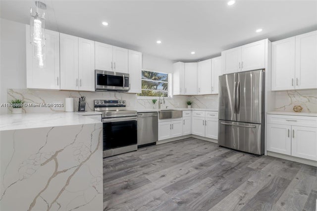 3 of 18 - 2718 Adams St, Hollywood, FL