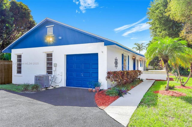 4 of 36 - 18045 Sw 87th Ct, Palmetto Bay, FL