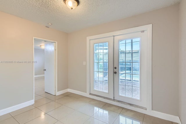 4 of 22 - 7521 Granada Blvd, Miramar, FL