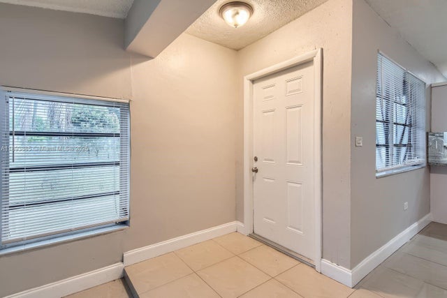 5 of 22 - 7521 Granada Blvd, Miramar, FL