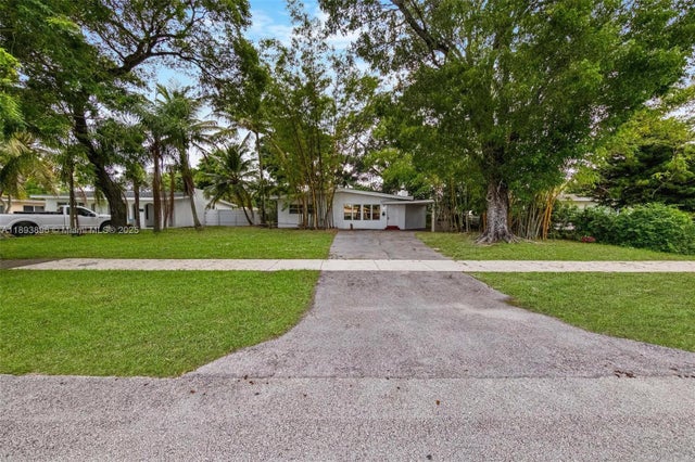 2 of 38 - 501 Carolina Ave, Fort Lauderdale, FL