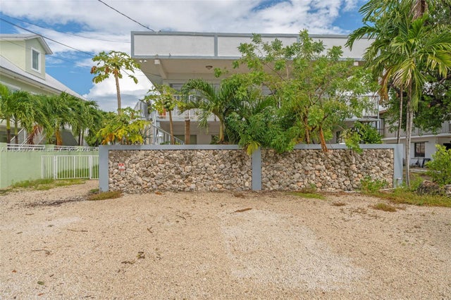 3 of 60 - 174 Corrine Pl, Key Largo, FL