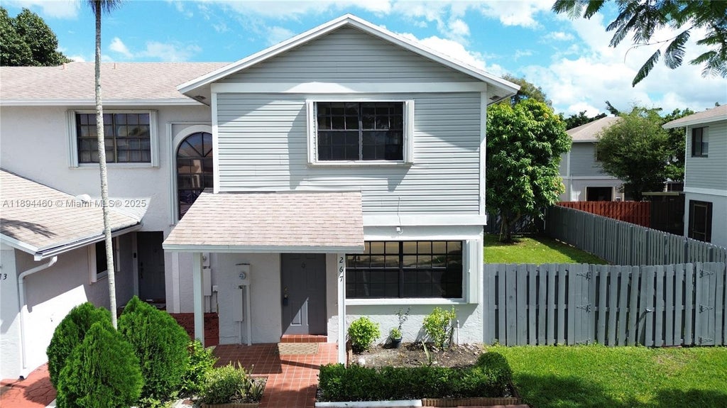 267 Nw 106th Ter, Pembroke Pines