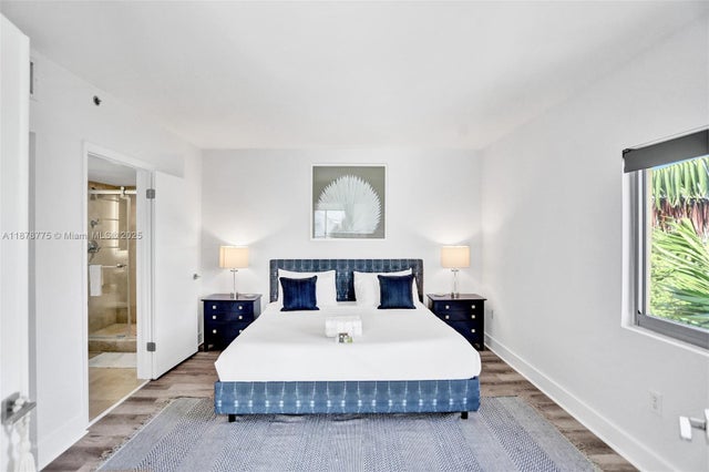 2 of 21 - 360 Collins Ave 401, Miami Beach, FL