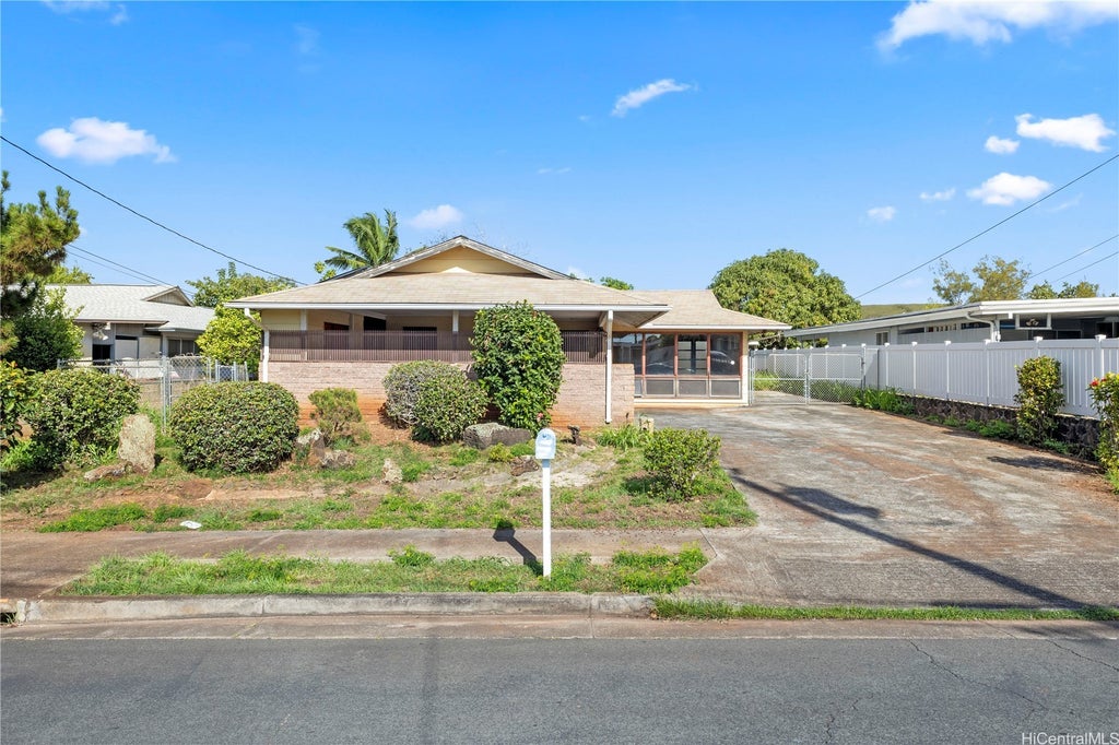 1415 Kaweloka Street, Pearl City