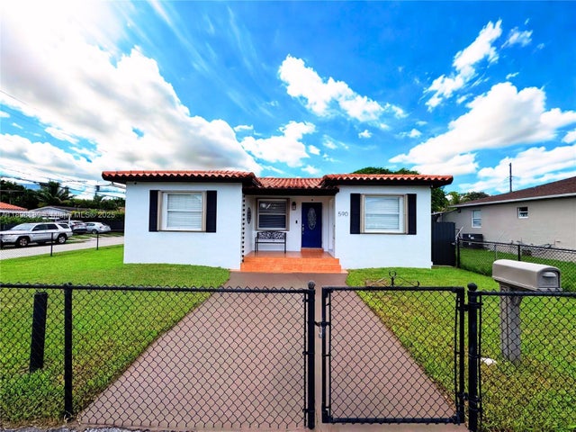 590 Sw 36th Ave, Miami