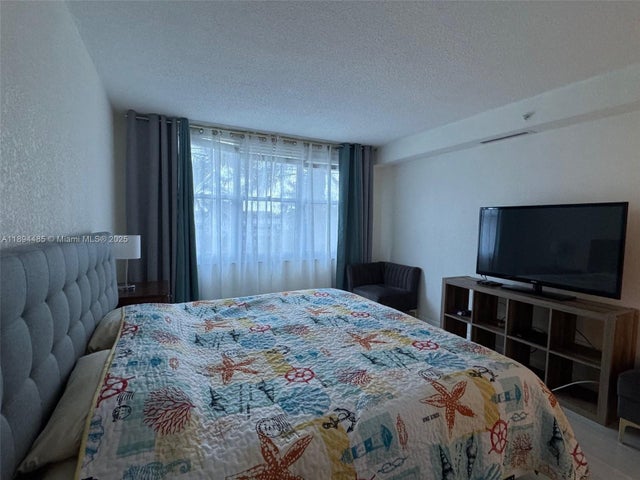 3 of 18 - 2501 S Ocean Dr 328, Hollywood, FL