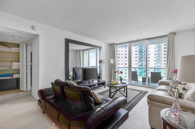 2 of 30 - 3901 S Ocean Dr 8c, Hollywood, FL