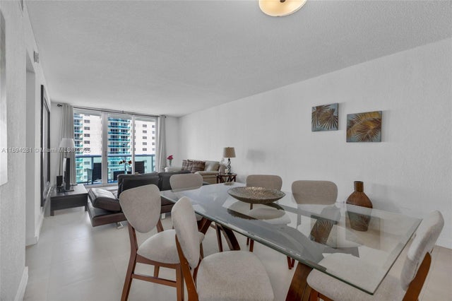 4 of 30 - 3901 S Ocean Dr 8c, Hollywood, FL