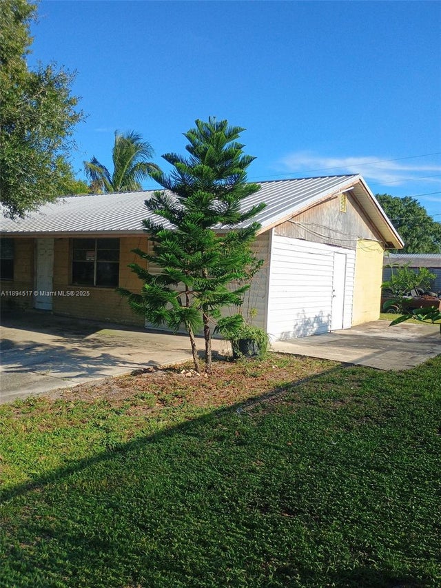 2 of 10 - 1014 Virginia, Clewiston, FL