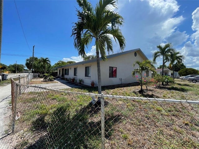2 of 6 - 5181 Ne 17th Ave, Pompano Beach, FL