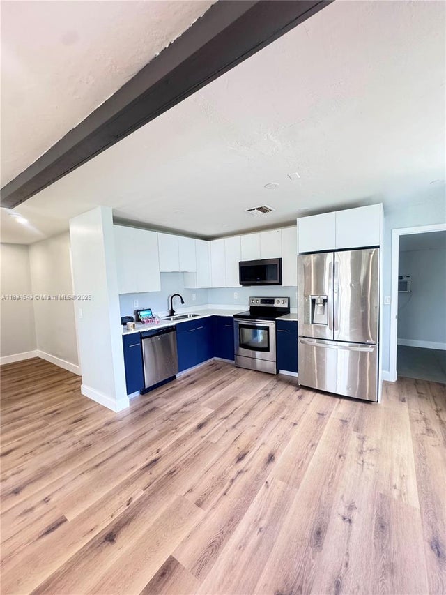 4 of 17 - 3731 Sw 58th Ter, Davie, FL