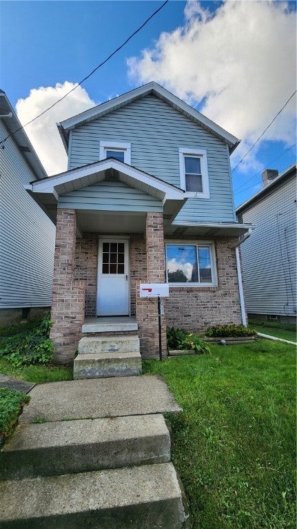 431 Longfellow Street, Vandergrift