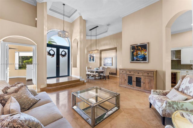 5 of 44 - 10775 Blue Palm St, Plantation, FL