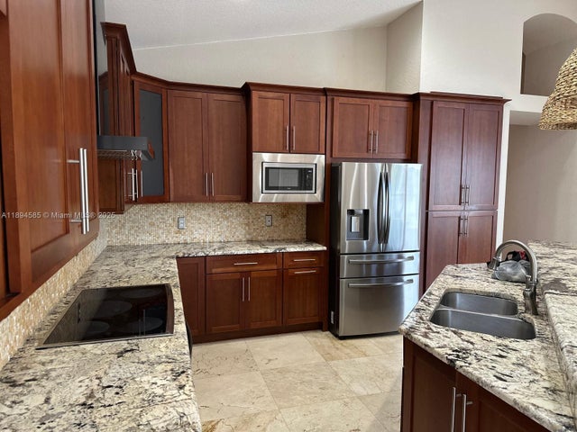 2 of 85 - 18580 Sw 44th St, Miramar, FL