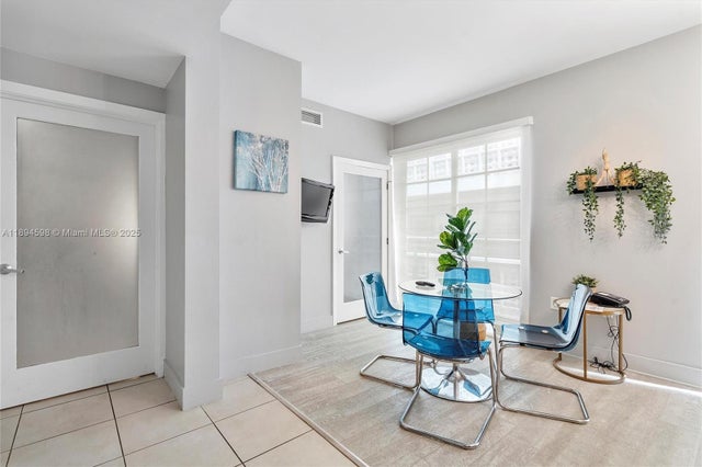 5 of 29 - 1036 Ocean Dr B205, Miami Beach, FL