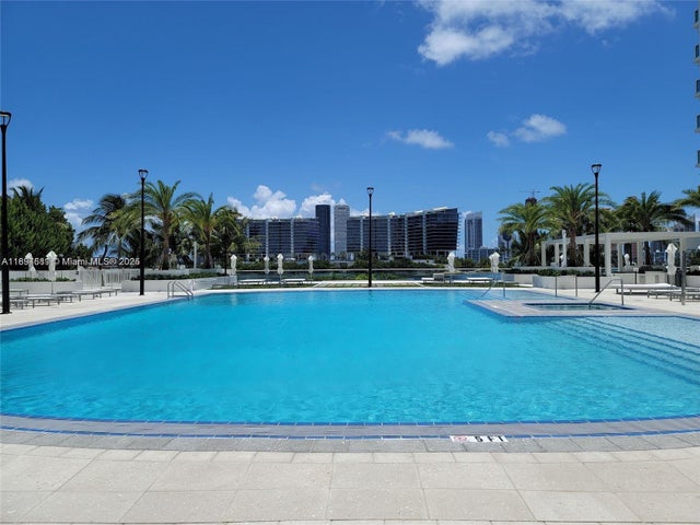 3 of 6 - 3201 Ne 183rd St 2508, Aventura, FL