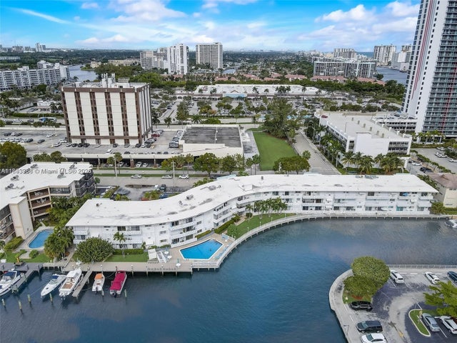 2 of 24 - 2500 Diana Dr 306, Hallandale Beach, FL