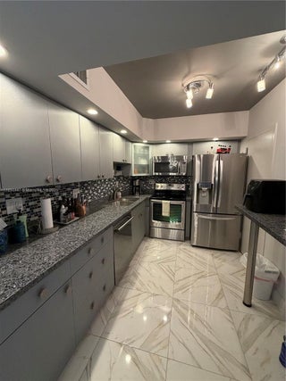 Photo of Listing #A11894447