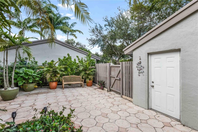 3 of 17 - 10500 Sw 112th Ave, Miami, FL