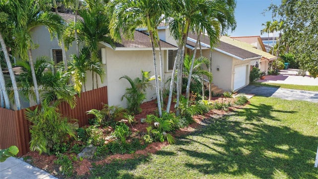 3 of 40 - 13830 Sw 108th St, Miami, FL